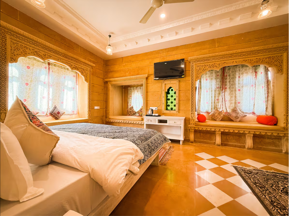 Desert Camp Beneath the Jaisalmer Dunes