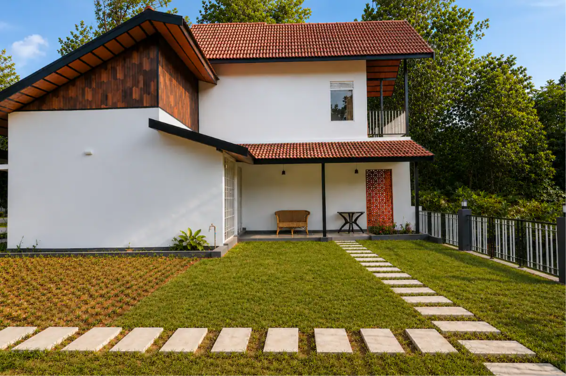 Colonial Bungalow in the Munnar Tea Estates